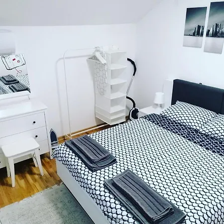 Nenadovic Apartament *